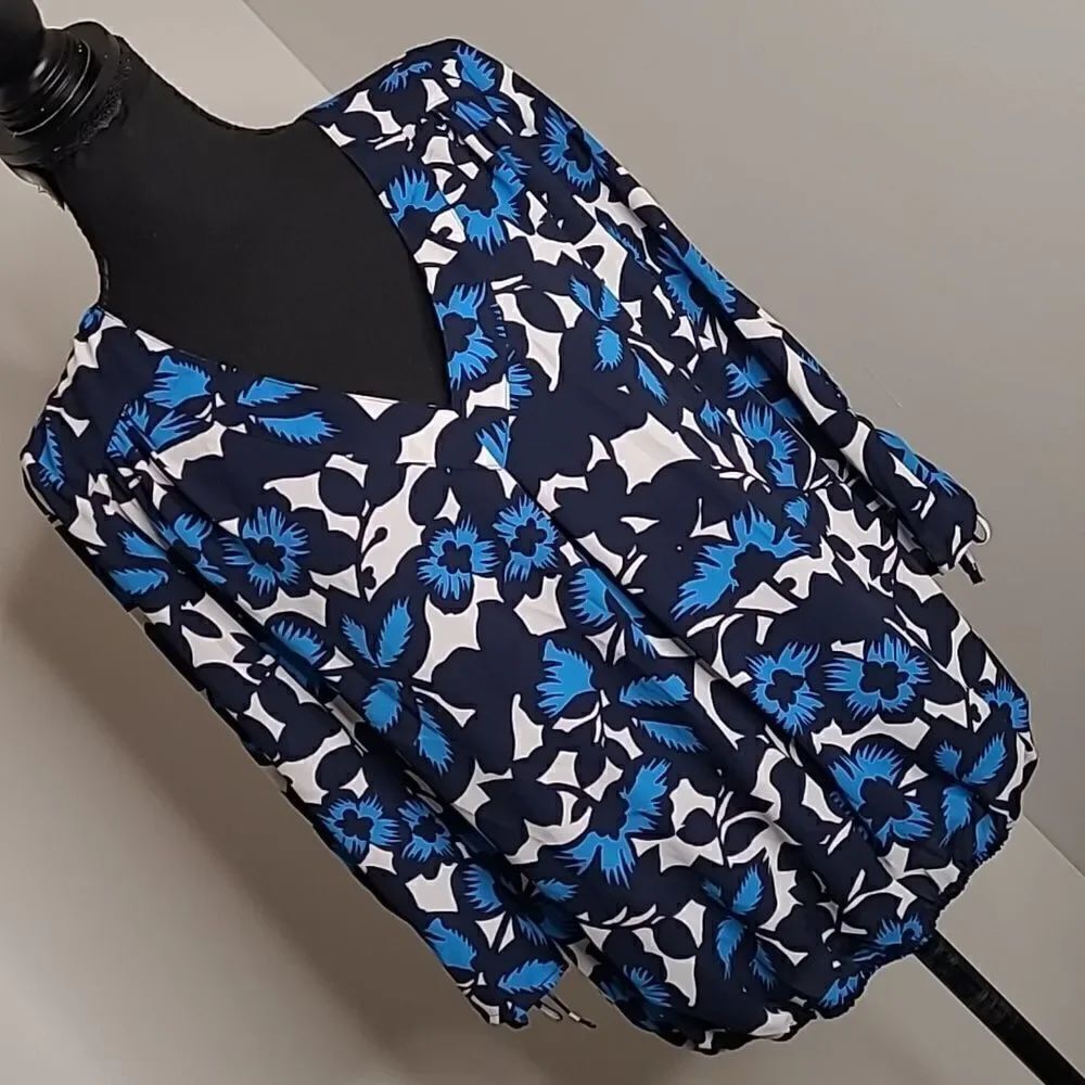 Soho Blue White and Black Floral Flowy Top with Stretch Waist